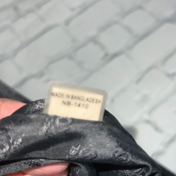 Michael Kors Black Signature Canvas and Leather Millbrook Hobo - Picture 12 of 14